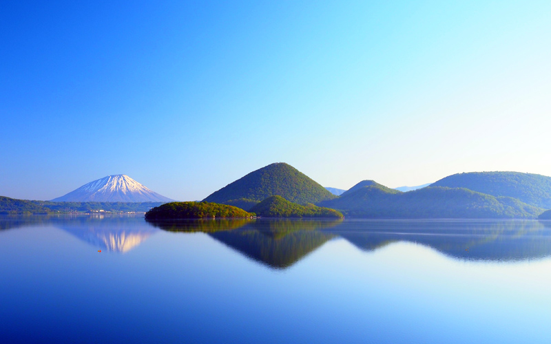 TLC Lake Toya